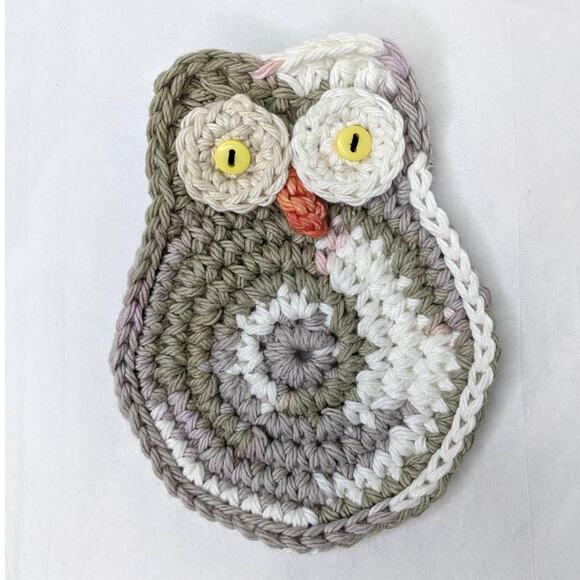 Hand Crafted Crochet Owl Coasters Set of Four Bird Table Mug Rug Coffee Wine NEW - Picture 6 of 9